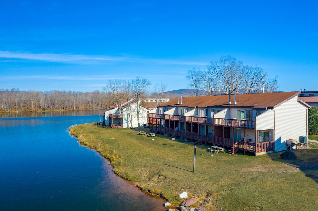 Crown At The Poconos Hotel 3*